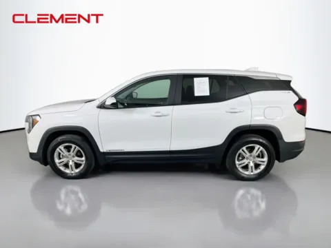 More photos of 2024 GMC Terrain SLE at Clement Chrysler Dodge Jeep Ram Florissant, MO