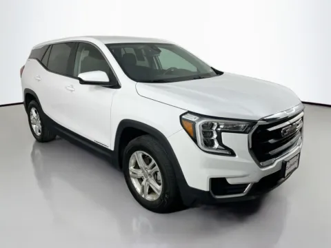 Another view of 2024 GMC Terrain SLE for sale in Florissant, MO at Clement Chrysler Dodge Jeep Ram Florissant