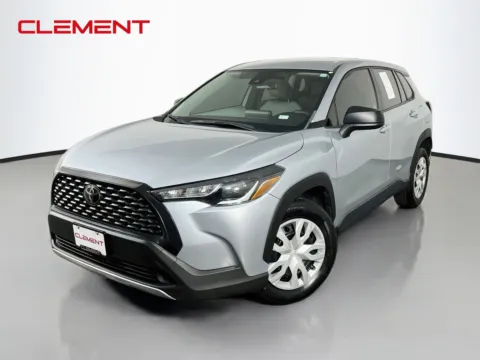 Silver 2022 Toyota Corolla Cross L for sale in Florissant, MO