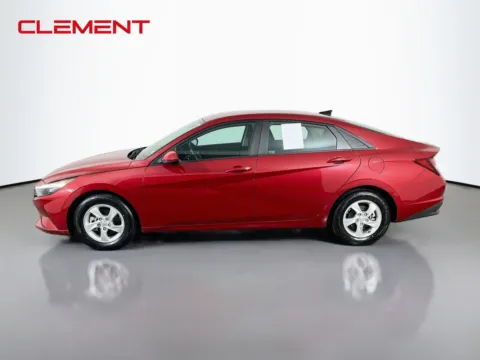 More photos of 2023 Hyundai Elantra SEL at Clement Chrysler Dodge Jeep Ram Florissant, MO