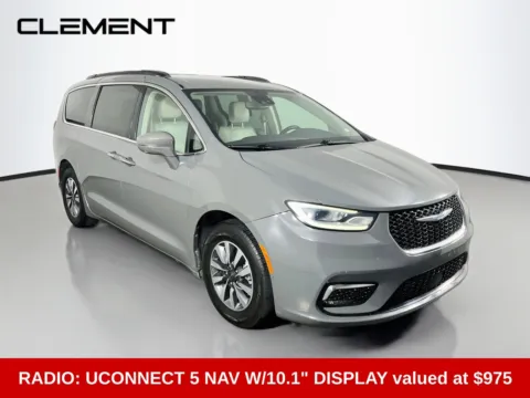 More photos of 2021 Chrysler Pacifica Hybrid Touring L at Clement Chrysler Dodge Jeep Ram Florissant, MO