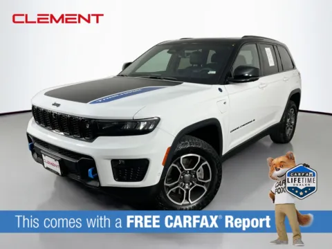 White 2023 Jeep Grand Cherokee Trailhawk 4xe for sale in Florissant, MO