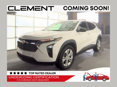 White 2024 Chevrolet Trax LS for sale in Florissant, MO