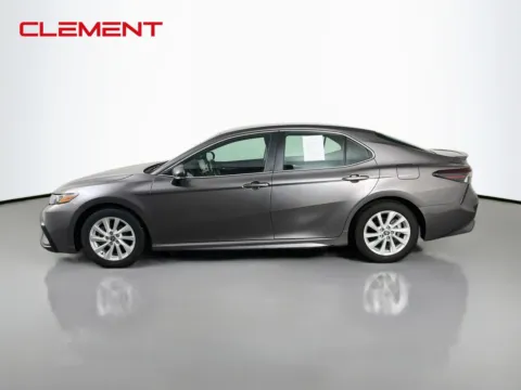 More photos of 2024 Toyota Camry SE at Clement Chrysler Dodge Jeep Ram Florissant, MO