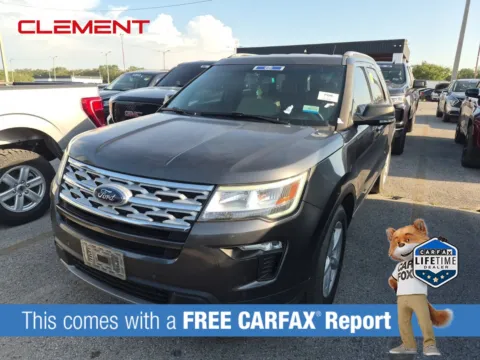 Gray 2019 Ford Explorer XLT for sale in Florissant, MO