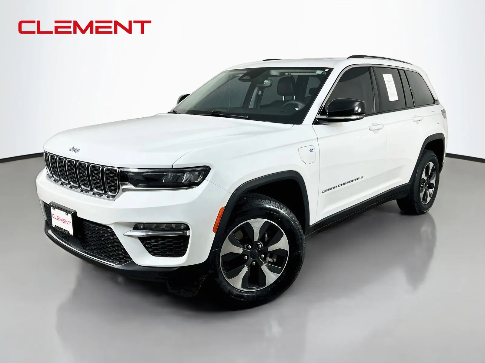 White 2023 Jeep Grand Cherokee 4xe for sale in Florissant, MO