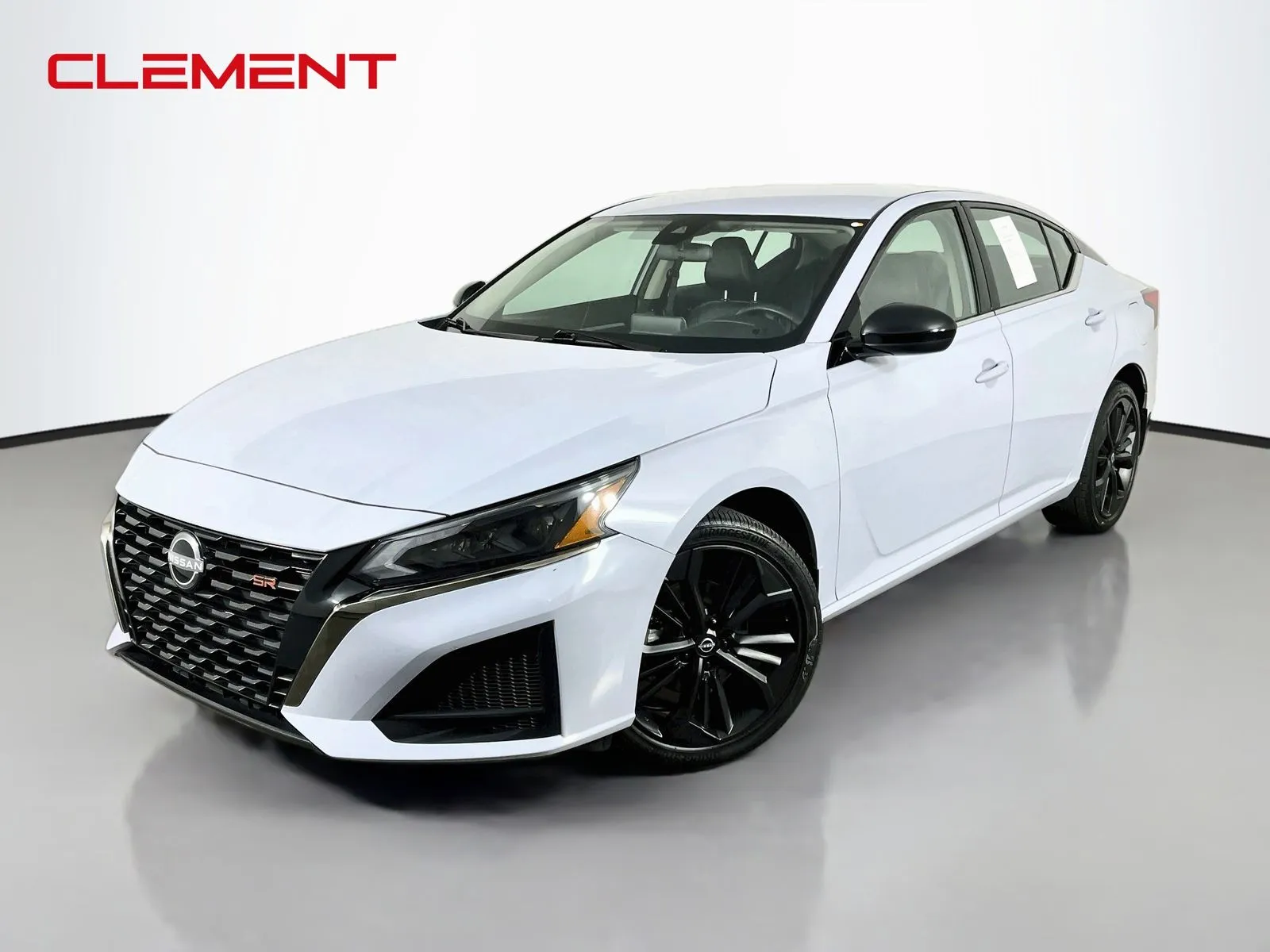 White 2025 Nissan Altima 2.5 SR for sale in Florissant, MO