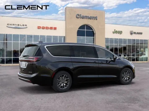 More photos of 2027 Chrysler Pacifica Limited at Clement Chrysler Dodge Jeep Ram Florissant, MO