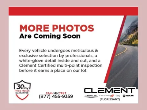 Gray 2024 Hyundai Elantra SEL for sale in Florissant, MO