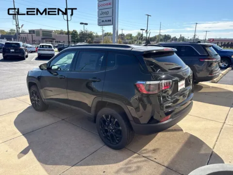 More photos of 2027 Jeep Compass Latitude at Clement Chrysler Dodge Jeep Ram Florissant, MO