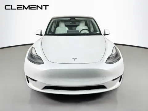 Photos of 2022 Tesla Model Y Performance for sale in Florissant, MO at Clement Chrysler Dodge Jeep Ram Florissant