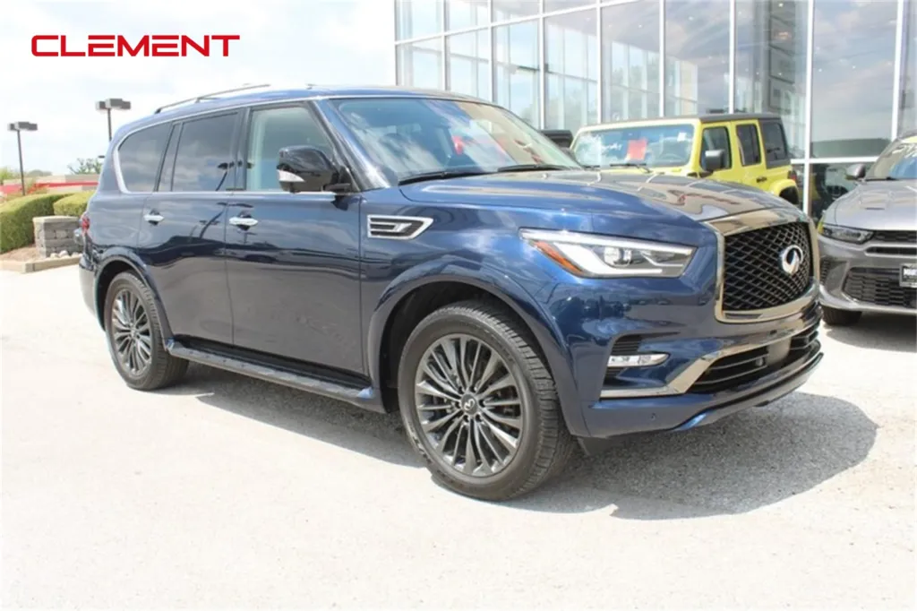 Used 2024 INFINITI QX80 Premium Select for sale in Florissant, MO