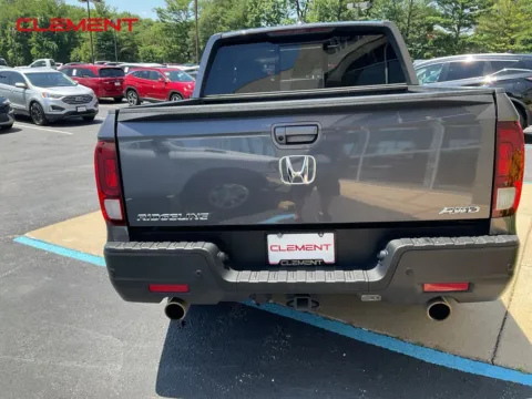 More photos of 2022 Honda Ridgeline RTL-E at Clement Chrysler Dodge Jeep Ram Florissant, MO