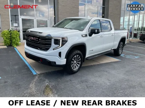White 2022 GMC Sierra 1500 AT4 for sale in Florissant, MO