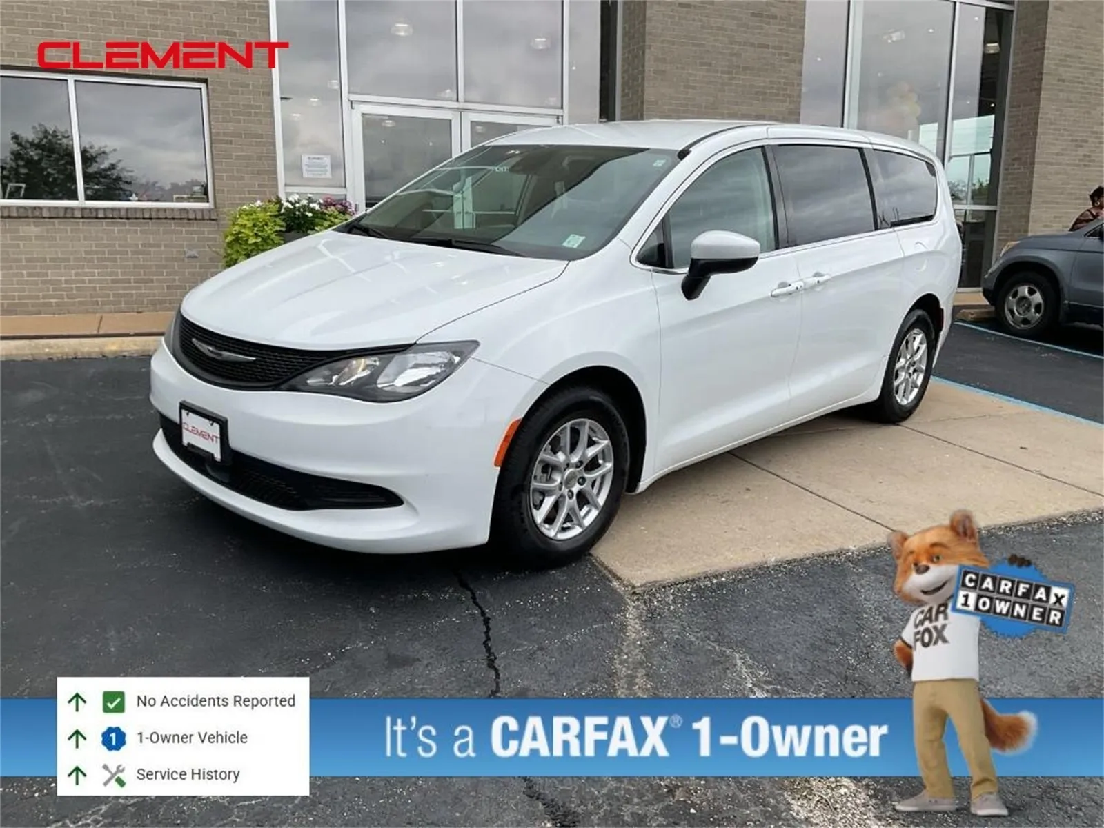 White 2023 Chrysler Voyager LX for sale in Florissant, MO