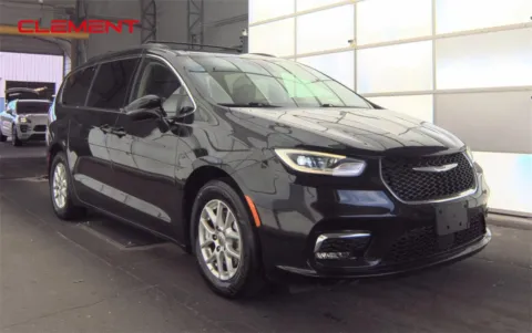 More photos of 2022 Chrysler Pacifica Touring L at Clement Chrysler Dodge Jeep Ram Florissant, MO