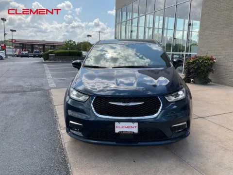 Another view of 2025 Chrysler Pacifica Select for sale in Florissant, MO at Clement Chrysler Dodge Jeep Ram Florissant