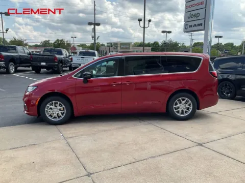 Photos of 2025 Chrysler Pacifica Select for sale in Florissant, MO at Clement Chrysler Dodge Jeep Ram Florissant