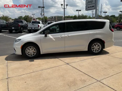 Photos of 2025 Chrysler Pacifica Select for sale in Florissant, MO at Clement Chrysler Dodge Jeep Ram Florissant
