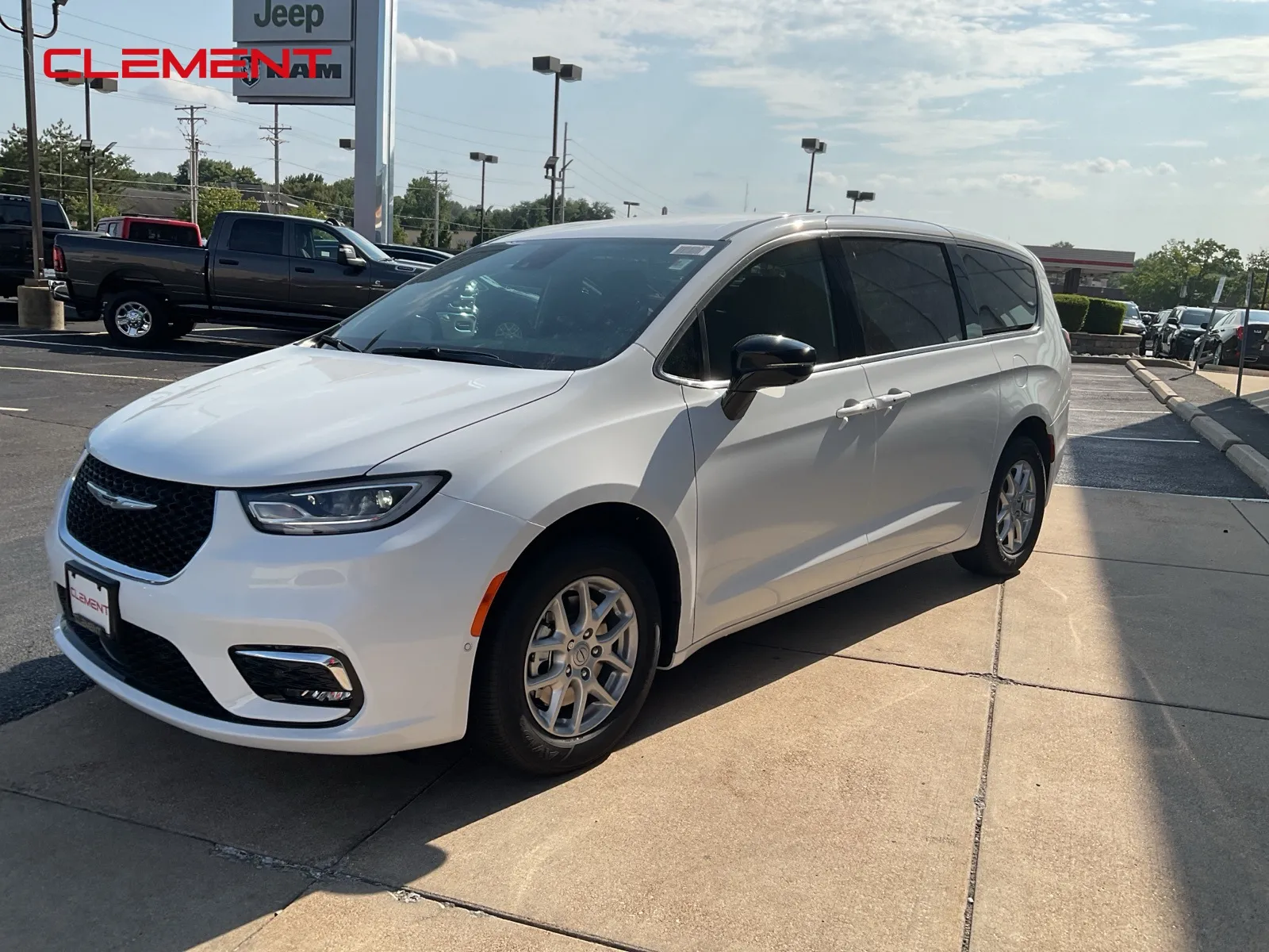 2025 Chrysler Pacifica Select for sale in Florissant, MO