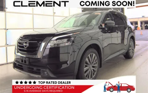 Black 2022 Nissan Pathfinder SL for sale in Florissant, MO