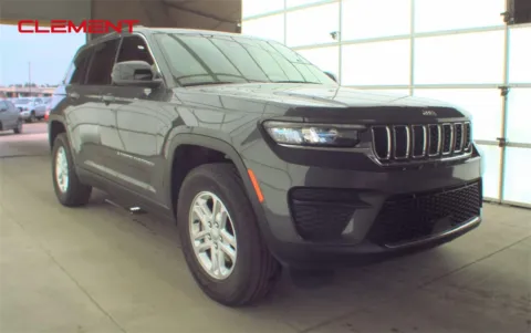 More photos of 2022 Jeep Grand Cherokee Laredo at Clement Chrysler Dodge Jeep Ram Florissant, MO