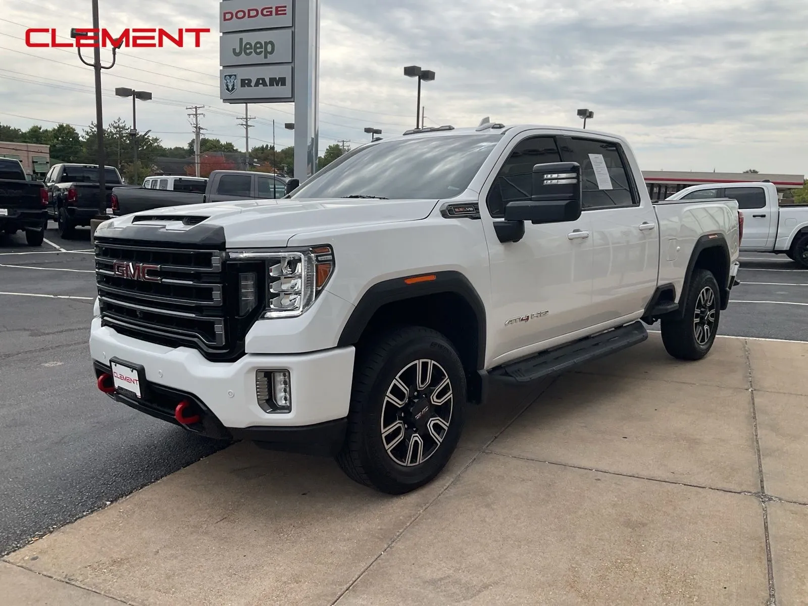 White 2023 GMC Sierra 2500HD AT4 for sale in Florissant, MO