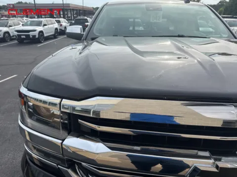 More photos of 2017 Chevrolet Silverado 1500 High Country at Clement Chrysler Dodge Jeep Ram Florissant, MO