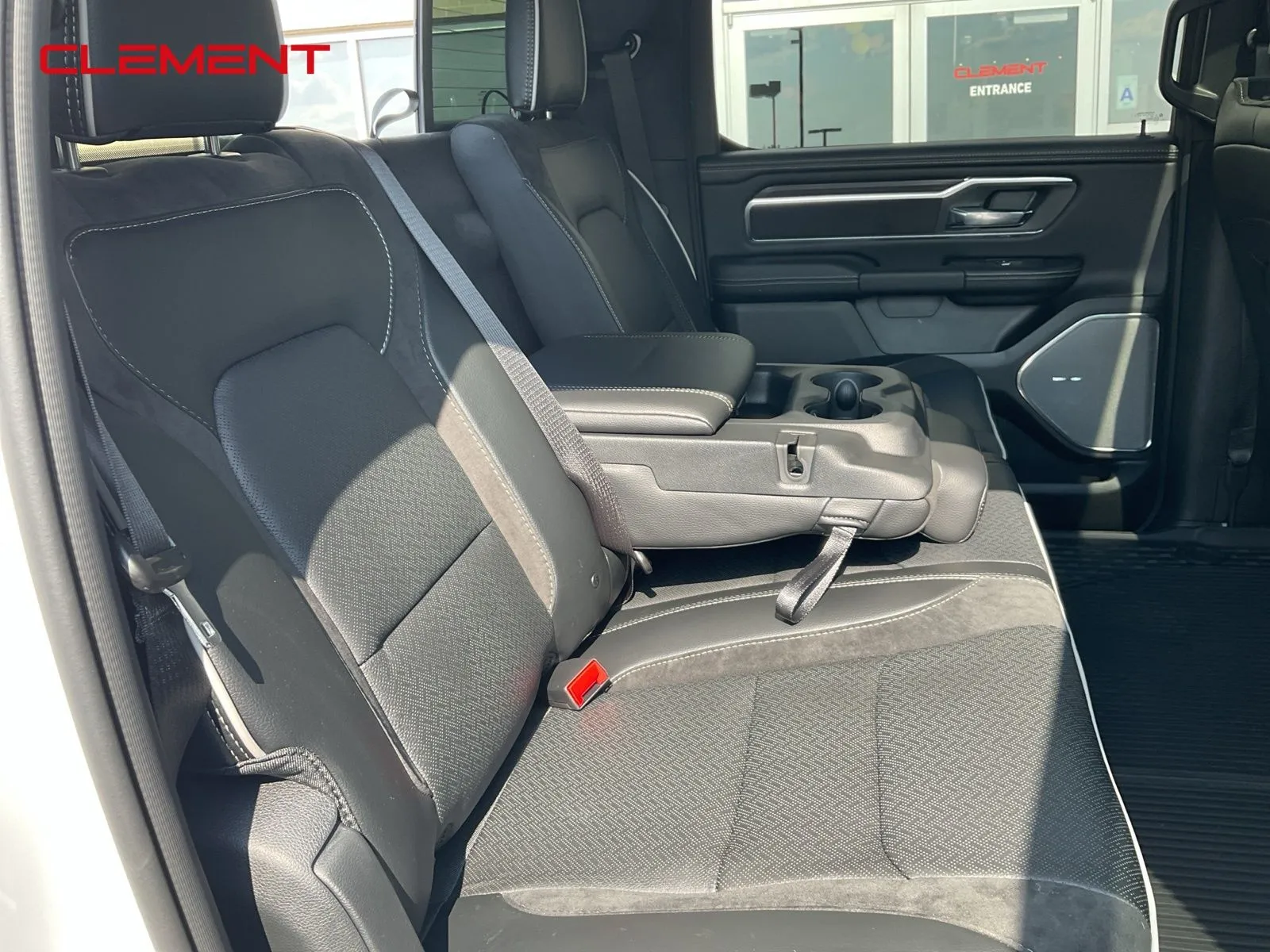 2026 RAM 1500 Laramie - Photo 21