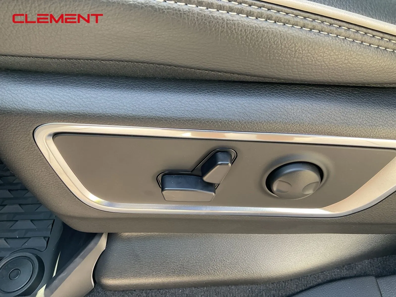 2026 RAM 1500 Laramie - Photo 19