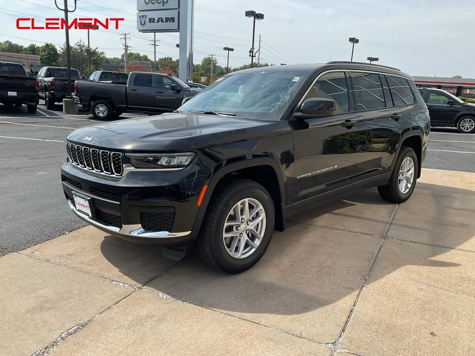 2025 Jeep Grand Cherokee L Laredo