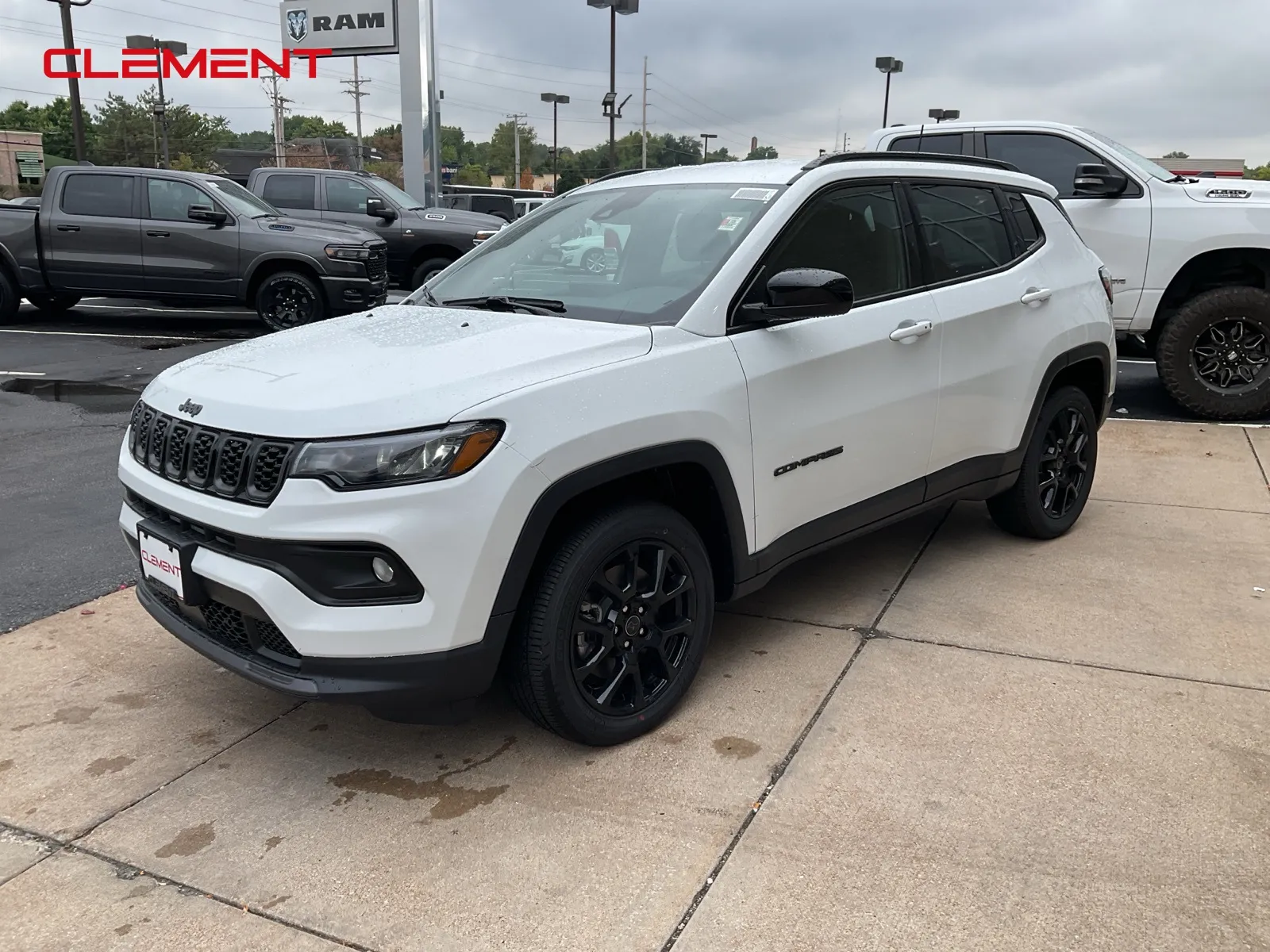 White 2026 Jeep Compass Latitude for sale in Florissant, MO