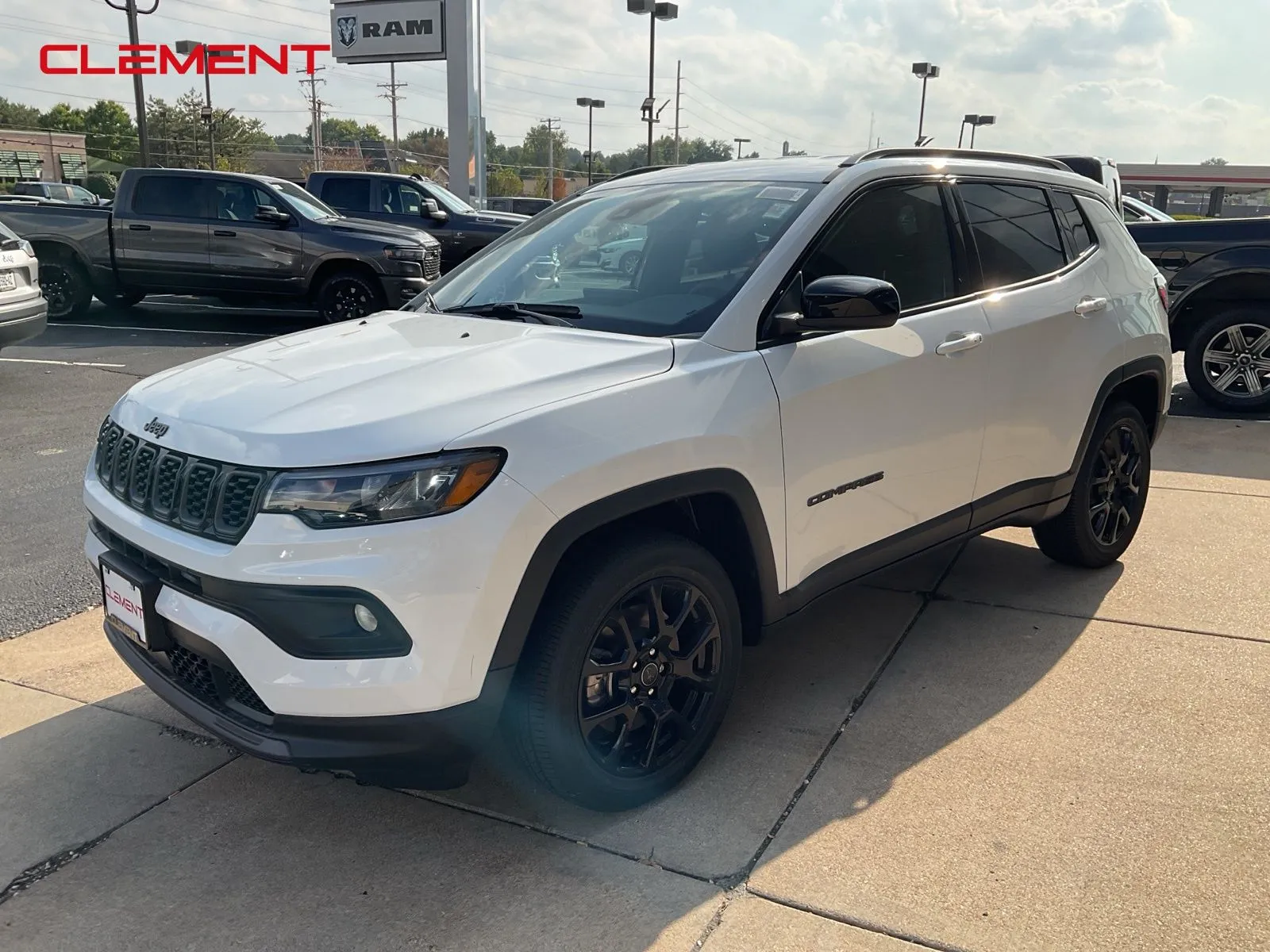 White 2026 Jeep Compass Latitude for sale in Florissant, MO
