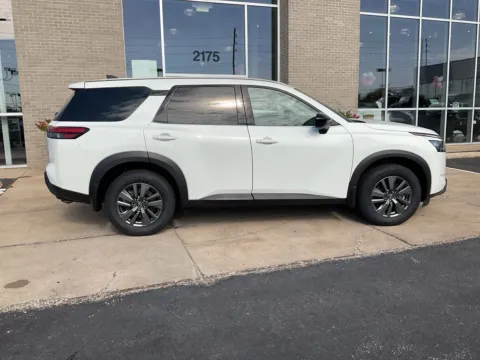 More photos of 2024 Nissan Pathfinder S at Clement Chrysler Dodge Jeep Ram Florissant, MO
