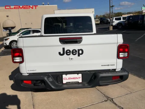 More photos of 2025 Jeep Gladiator High Tide at Clement Chrysler Dodge Jeep Ram Florissant, MO
