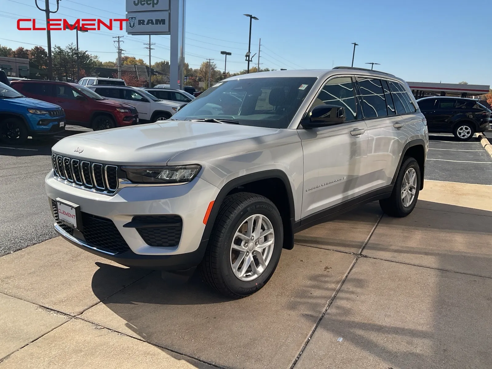 Silver 2025 Jeep Grand Cherokee Laredo X for sale in Florissant, MO