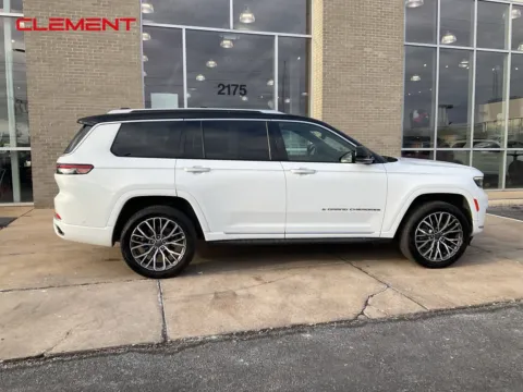 More photos of 2021 Jeep Grand Cherokee L Summit at Clement Chrysler Dodge Jeep Ram Florissant, MO