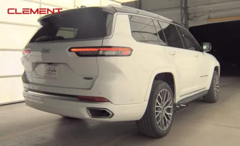 More photos of 2021 Jeep Grand Cherokee L Summit at Clement Chrysler Dodge Jeep Ram Florissant, MO