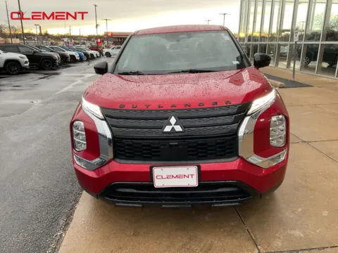 Another view of 2023 Mitsubishi Outlander SE for sale in Florissant, MO at Clement Chrysler Dodge Jeep Ram Florissant