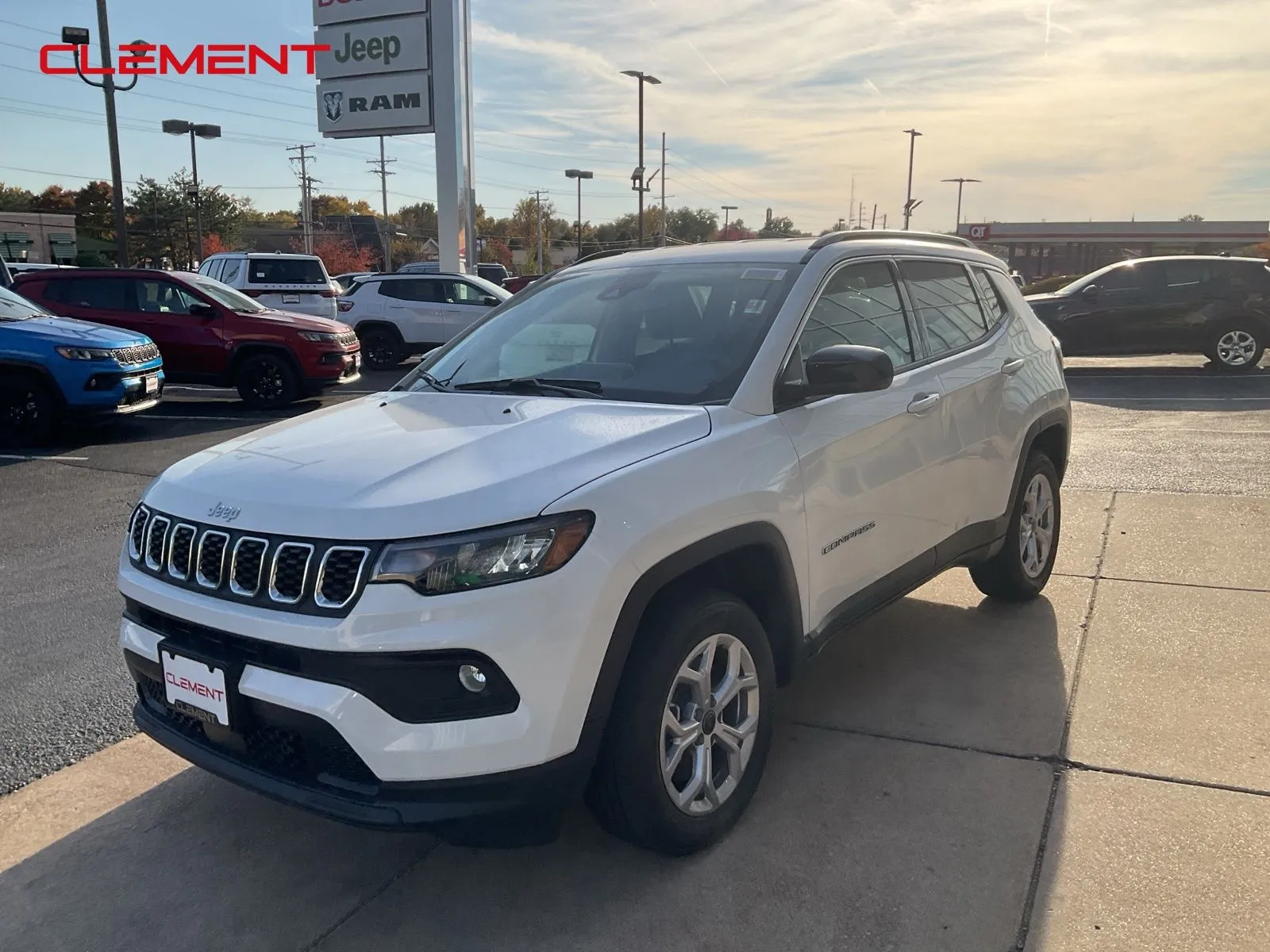 White 2026 Jeep Compass Latitude for sale in Florissant, MO