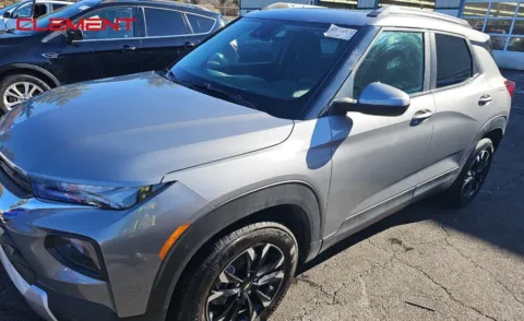 Gray 2023 Chevrolet TrailBlazer LT for sale in Florissant, MO