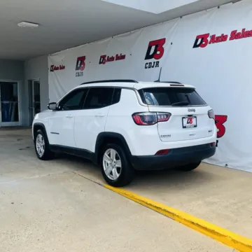 More photos of 2022 Jeep Compass Latitude at D3 West Memphis, AR