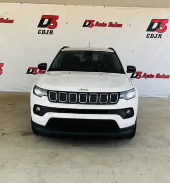 More photos of 2022 Jeep Compass Latitude at D3 West Memphis, AR