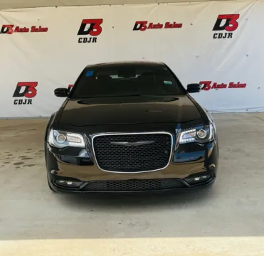 More photos of 2021 Chrysler 300 S at D3 West Memphis, AR