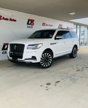 Photos of 2023 Lincoln Navigator Black Label for sale in West Memphis, AR at D3 West Memphis