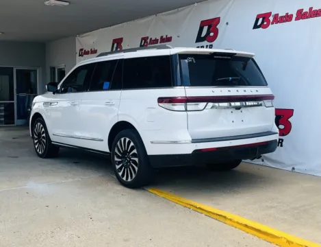 More photos of 2023 Lincoln Navigator Black Label at D3 West Memphis, AR