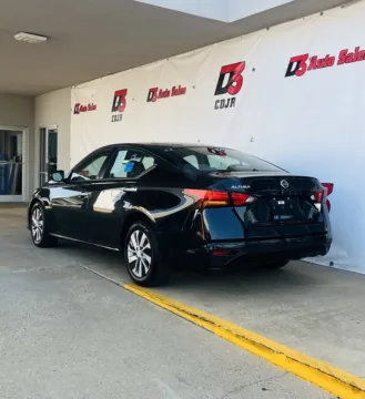 More photos of 2021 Nissan Altima 2.5 S at D3 West Memphis, AR