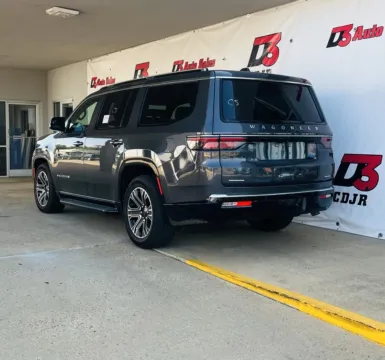 More photos of 2022 Jeep Wagoneer Series III at D3 West Memphis, AR