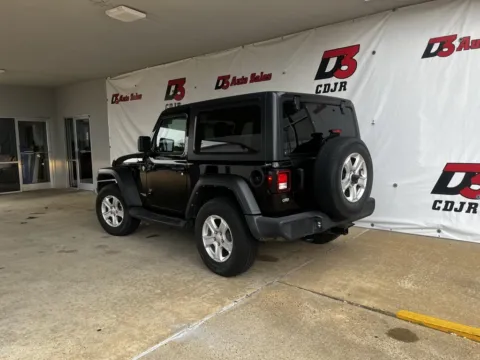 More photos of 2021 Jeep Wrangler Sport S at D3 West Memphis, AR