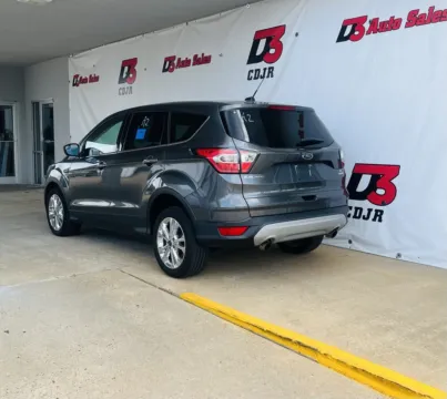 More photos of 2017 Ford Escape SE at D3 West Memphis, AR